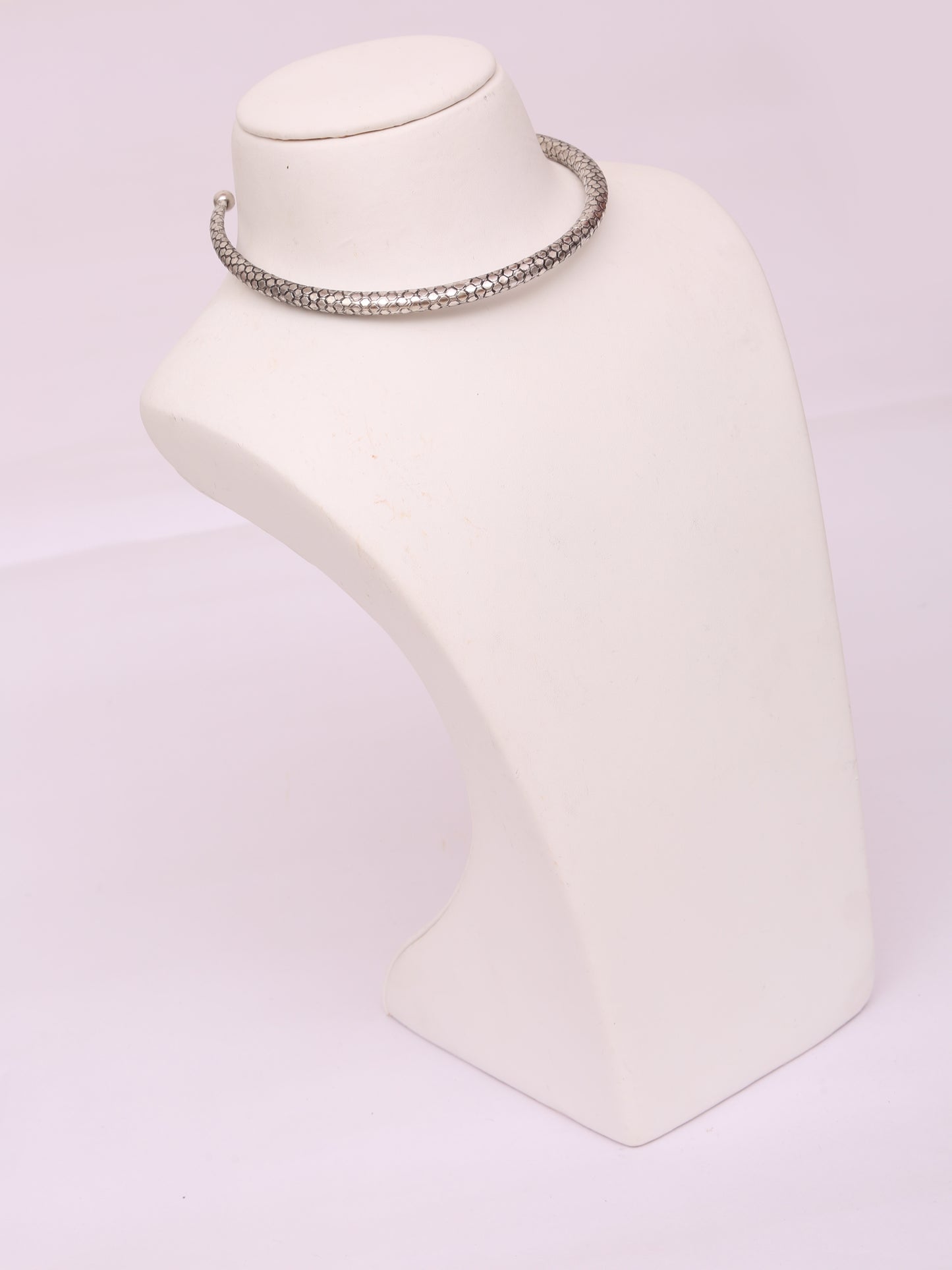 Small hansali necklace