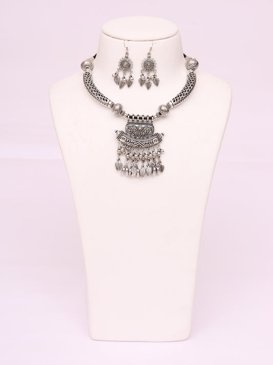 Locket hansali necklace