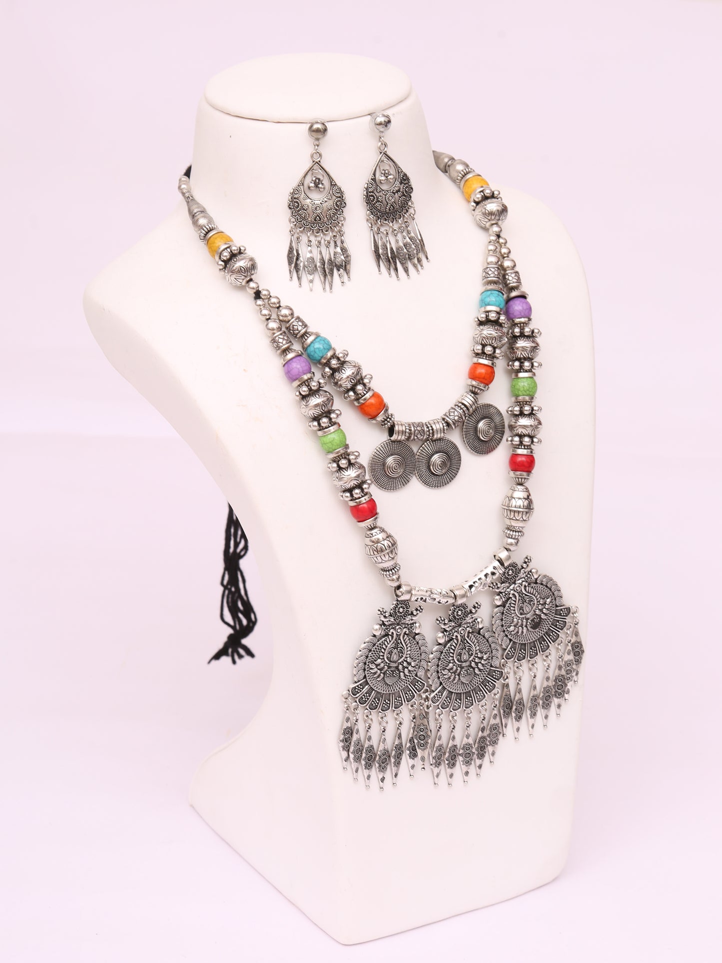 Maru necklace