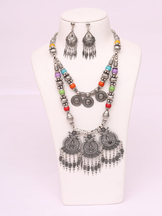 Maru necklace