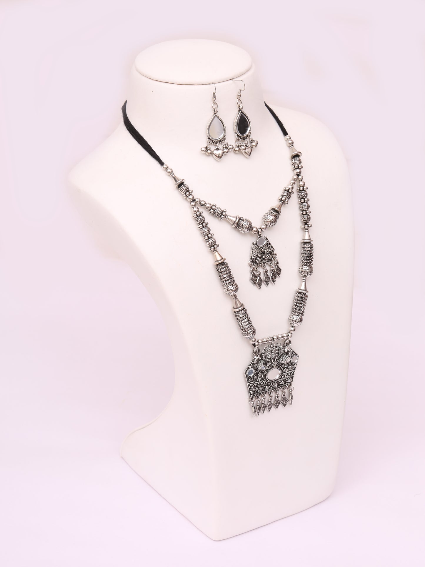 Mahini necklace