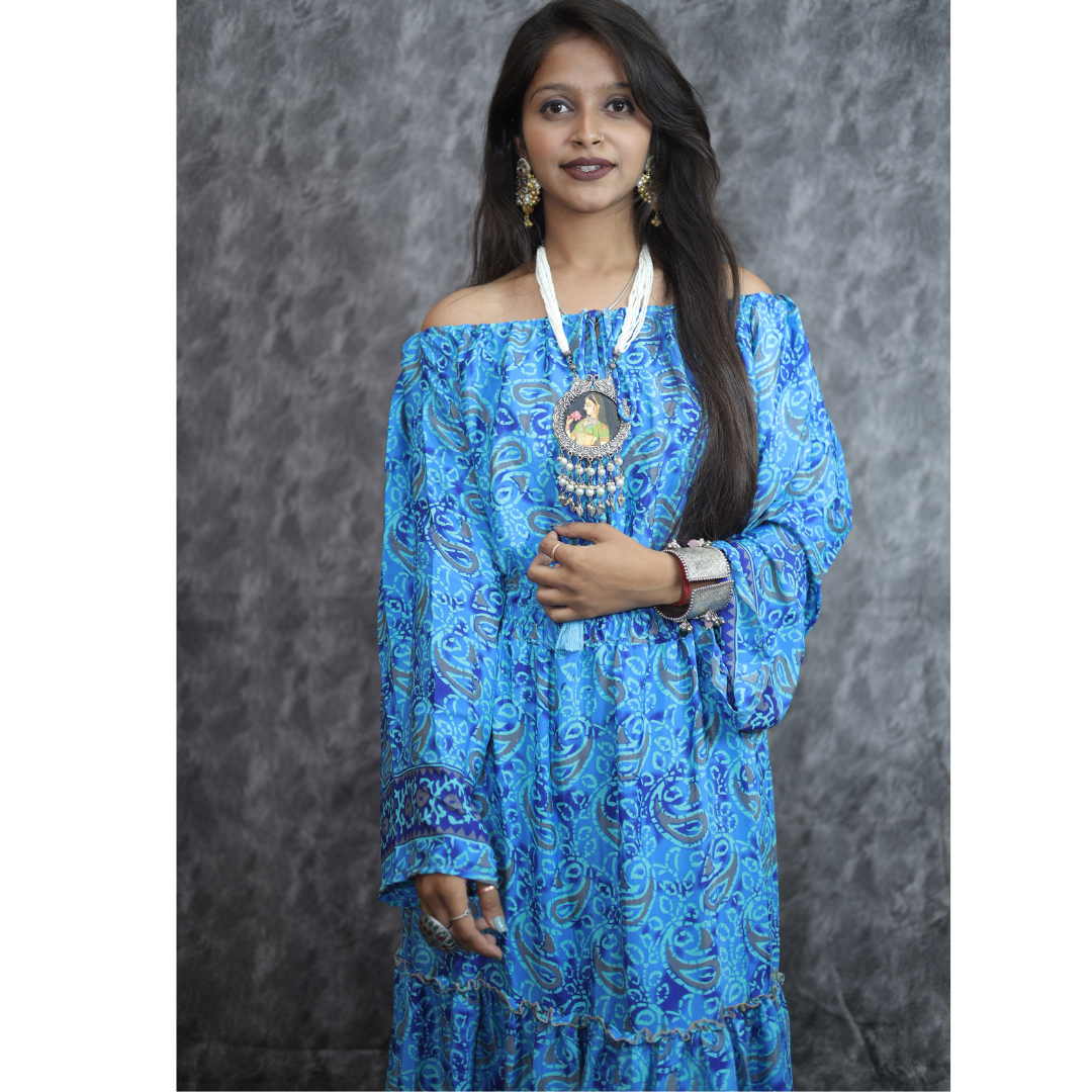 KIM BLUE MIDDIE  DRESS