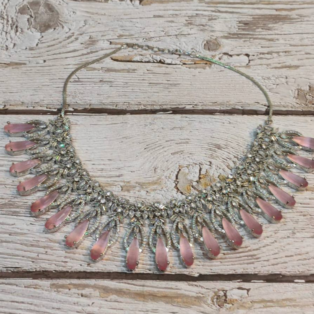 MEGAN PINK NECKLACE