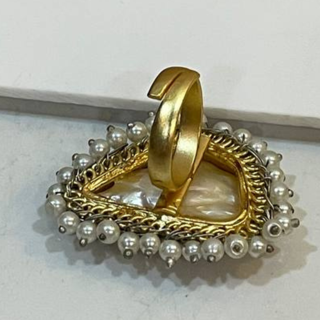 MOTHER OF PEARL RING