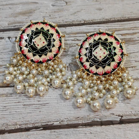 SAWAN BLACK EARRING