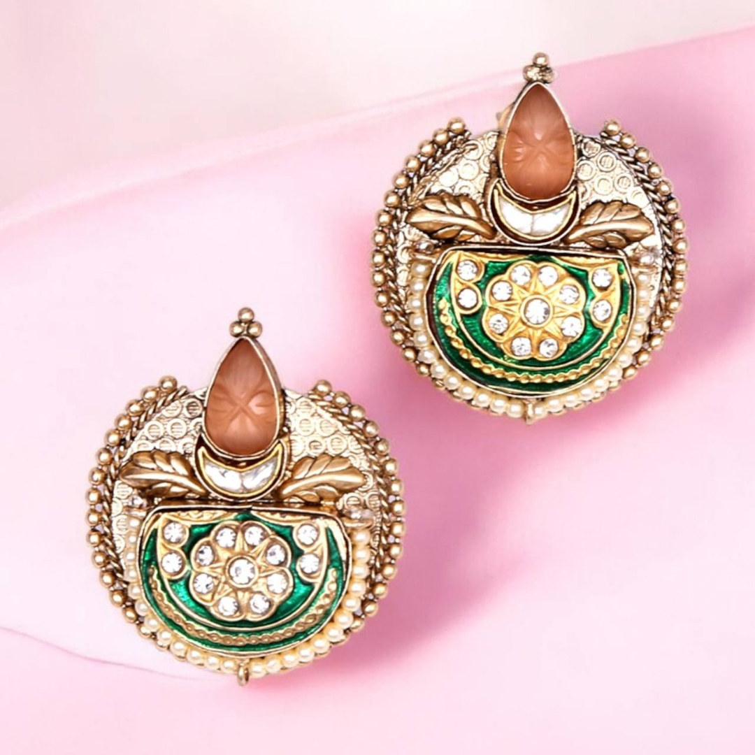 MAKAO STUD EARRINGS