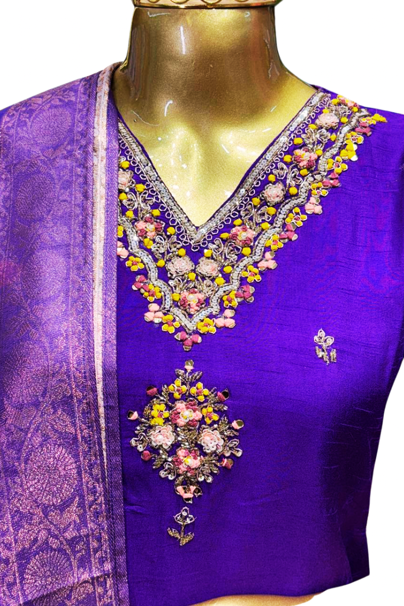 Violet Dola-locket suit