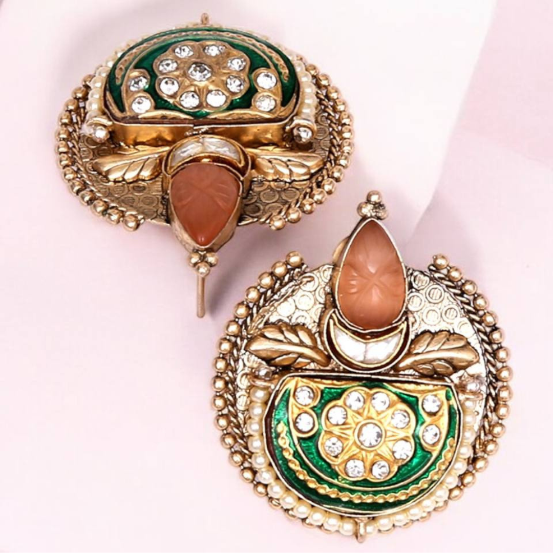 MAKAO STUD EARRINGS