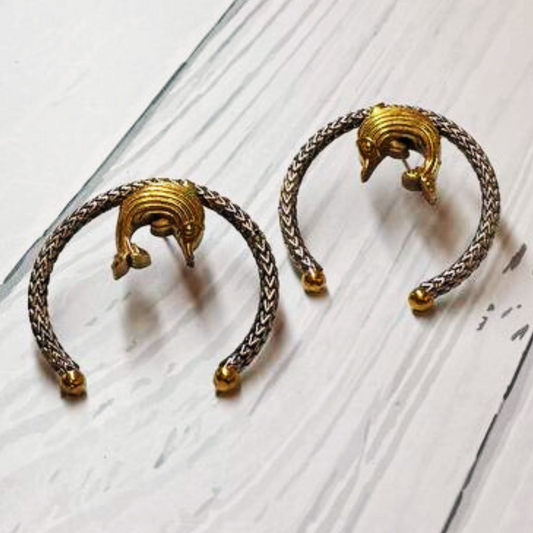 MACHALI EARRING