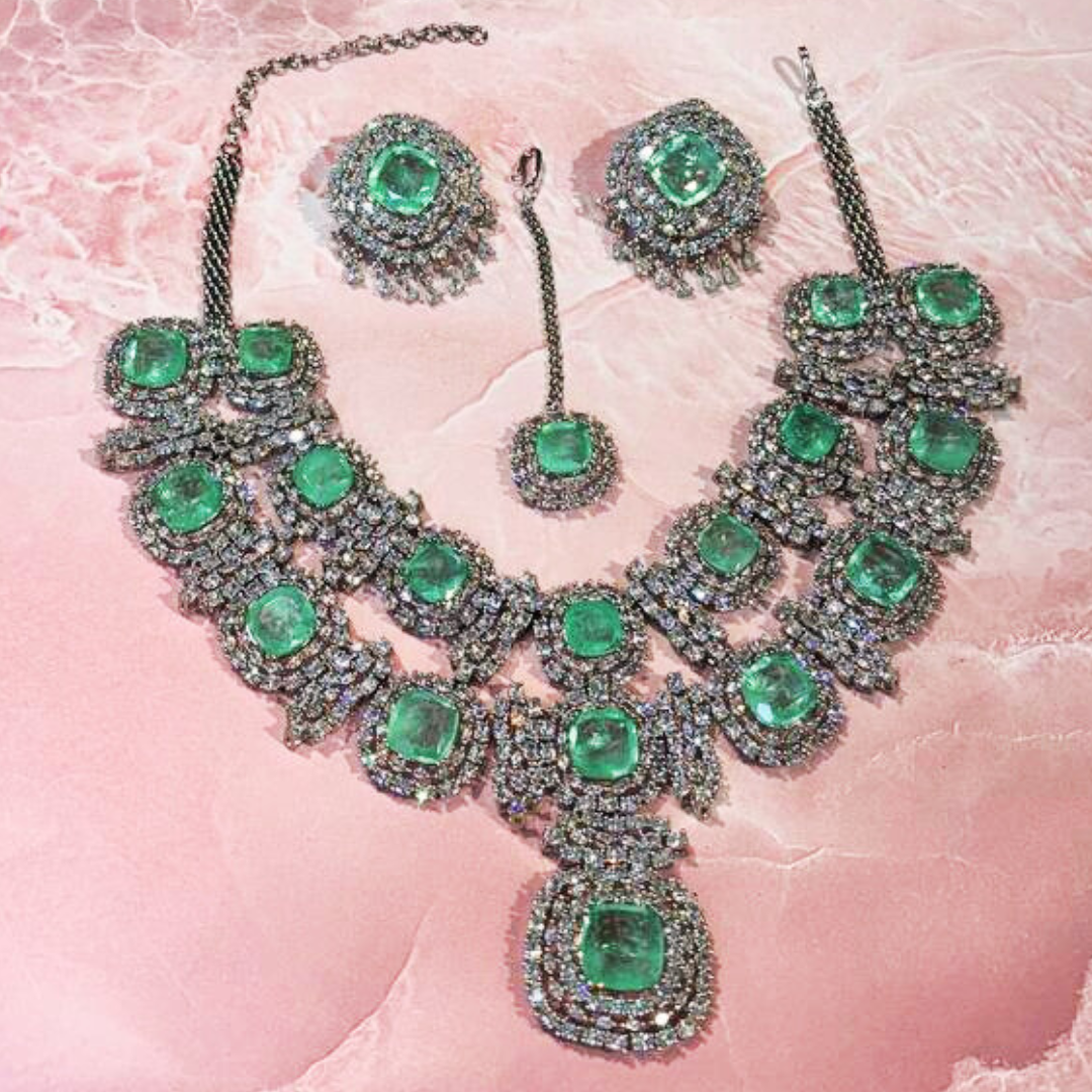 MINT JAANSHEER NECKLACE