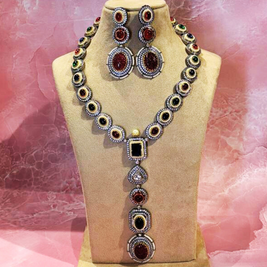 VICTORIA SWAG MULTY NECKLACE