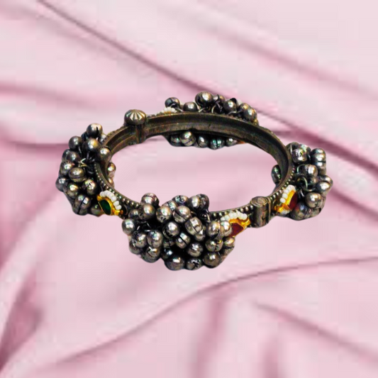 RAJIA  BANGLE