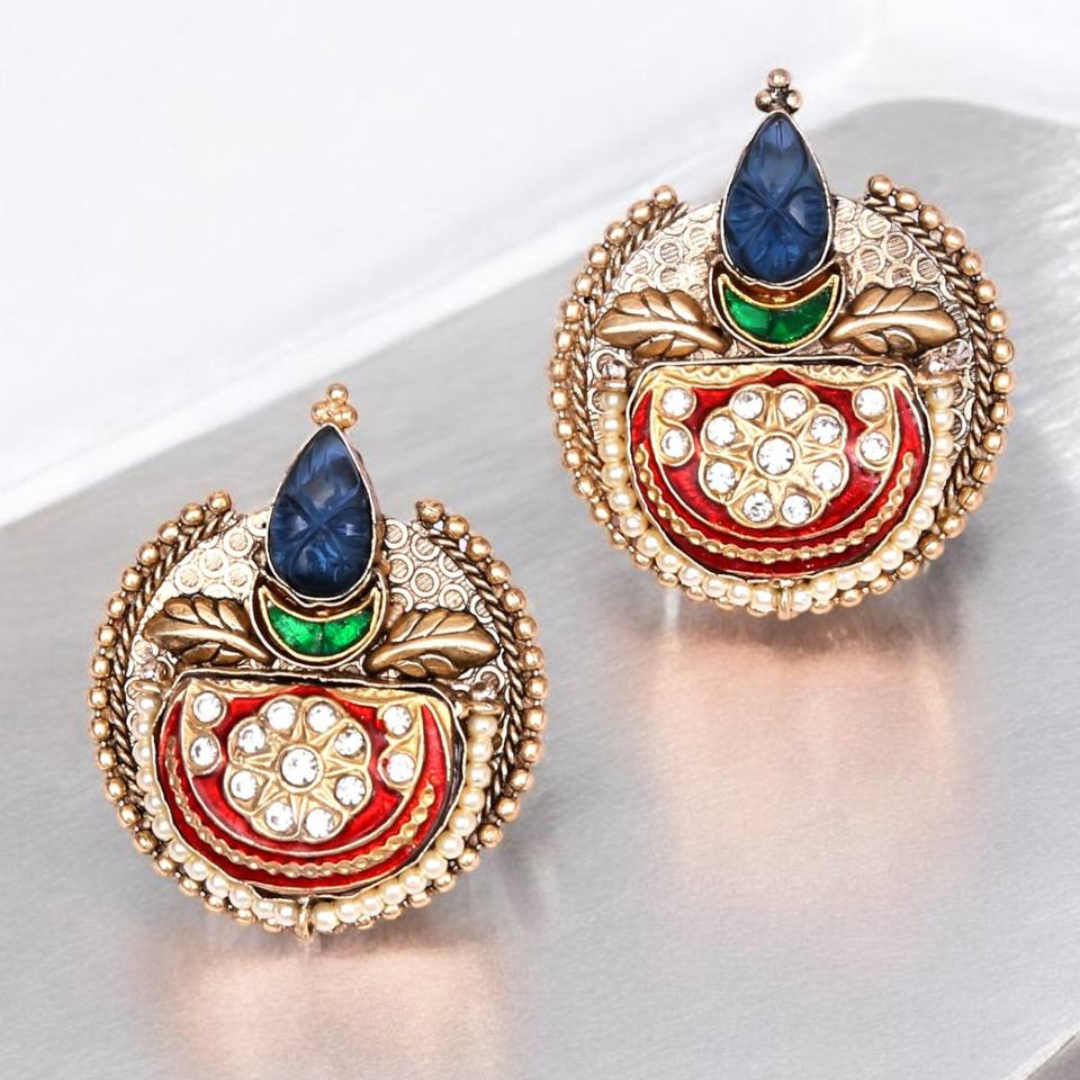 MAKAO STUD EARRINGS