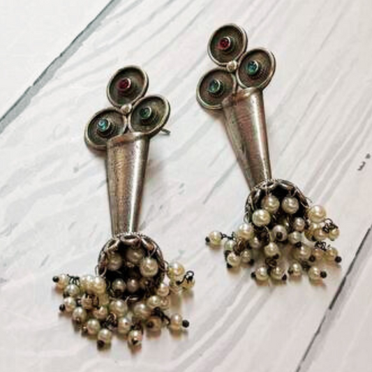 Kamali (r-t) earrings