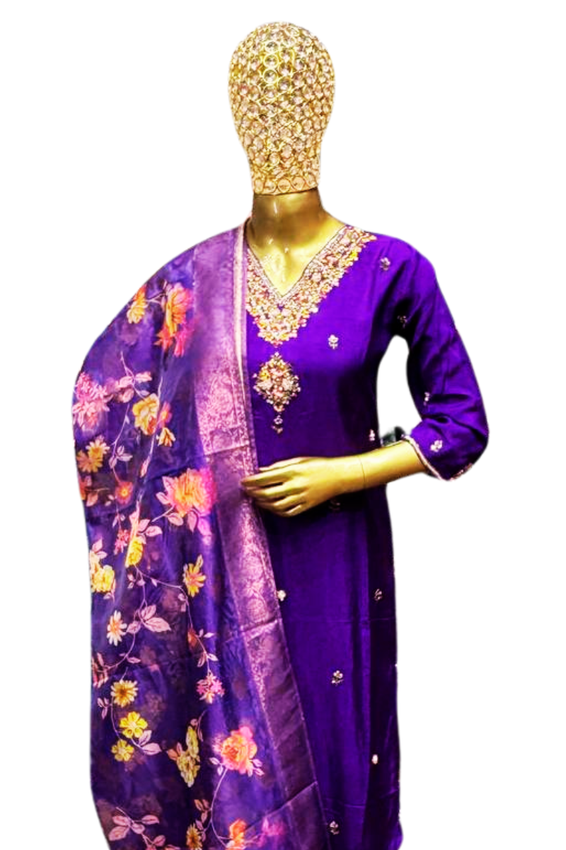 Violet Dola-locket suit