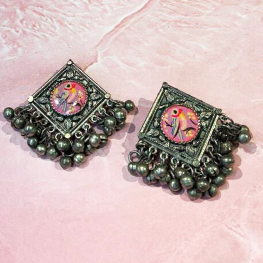 ESHE CHIRAIYA EARRING