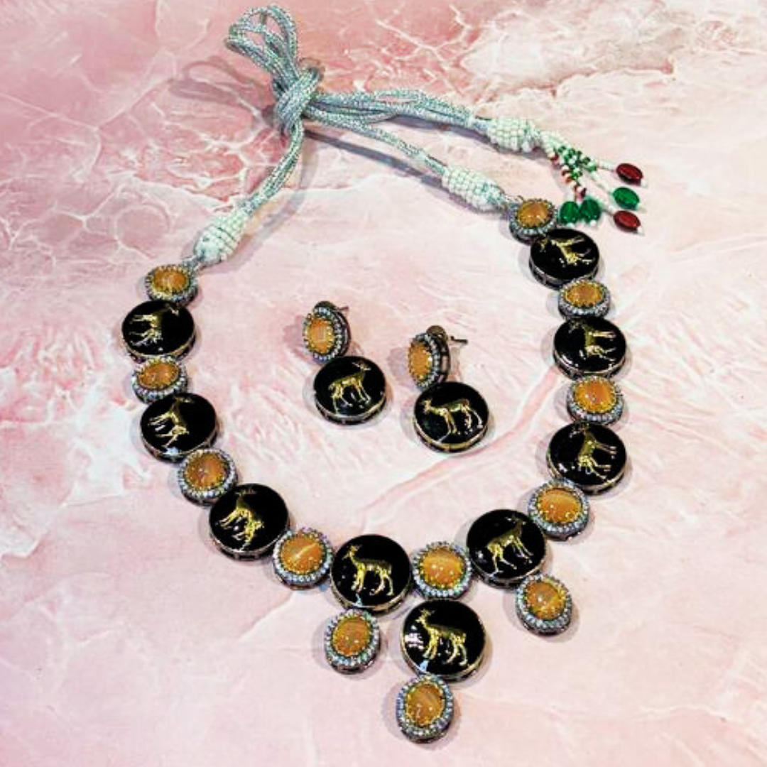 MRIG-MARICHIKA PEACH NECKLACE