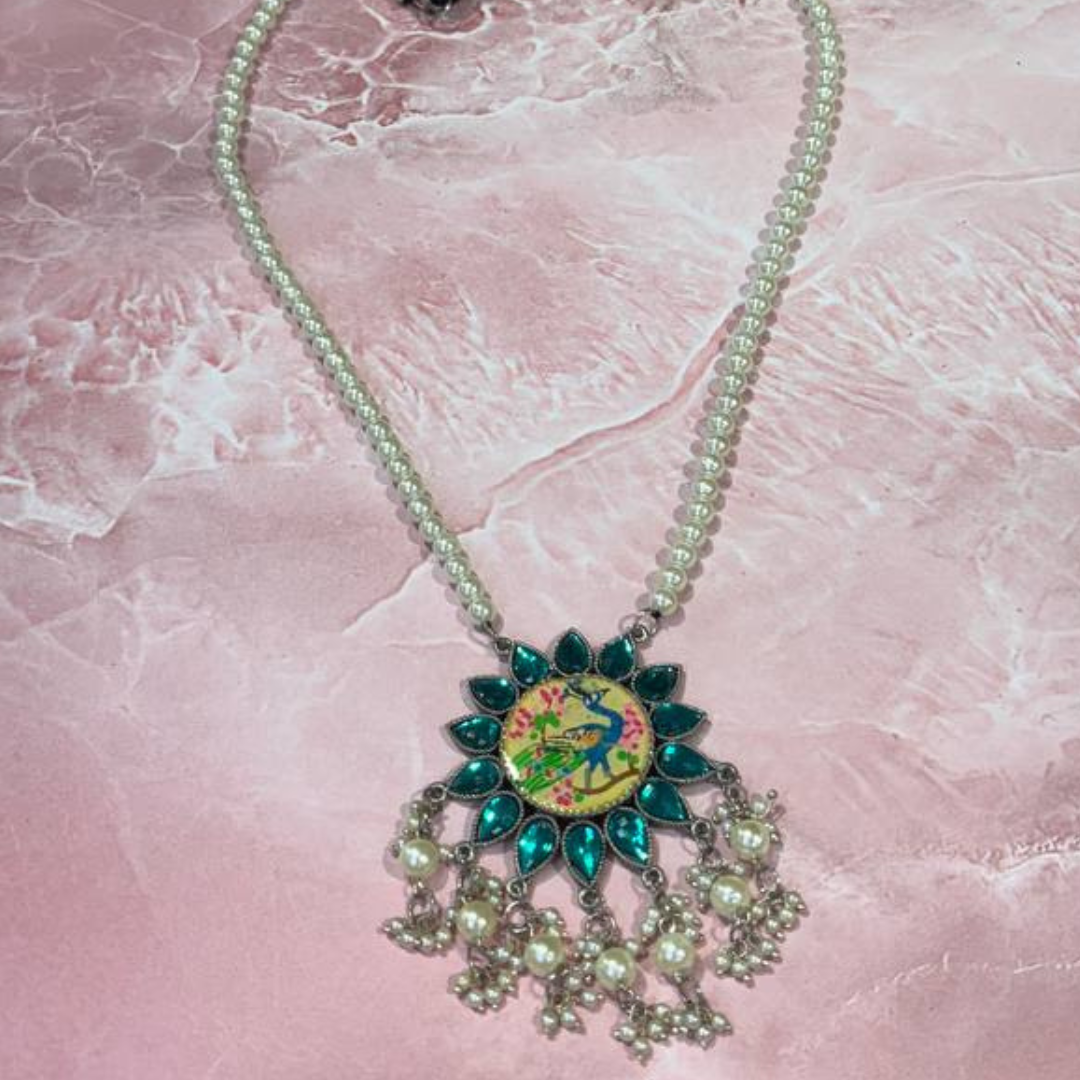 AMARPALI GREEN NECKLACE