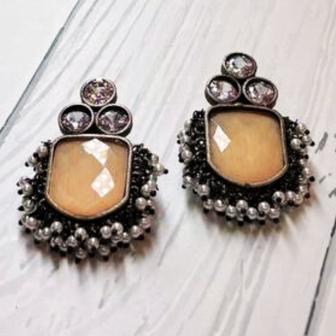 NOSHI PEACH EARRING