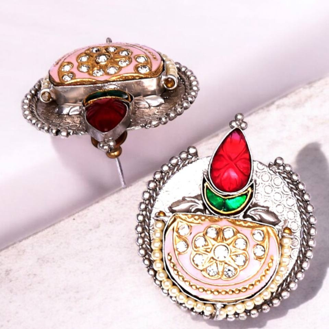MAKAO STUD EARRINGS