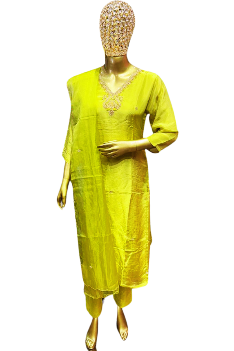 Parrot dola suit