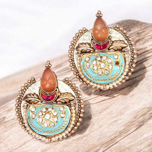 MAKAO STUD EARRINGS