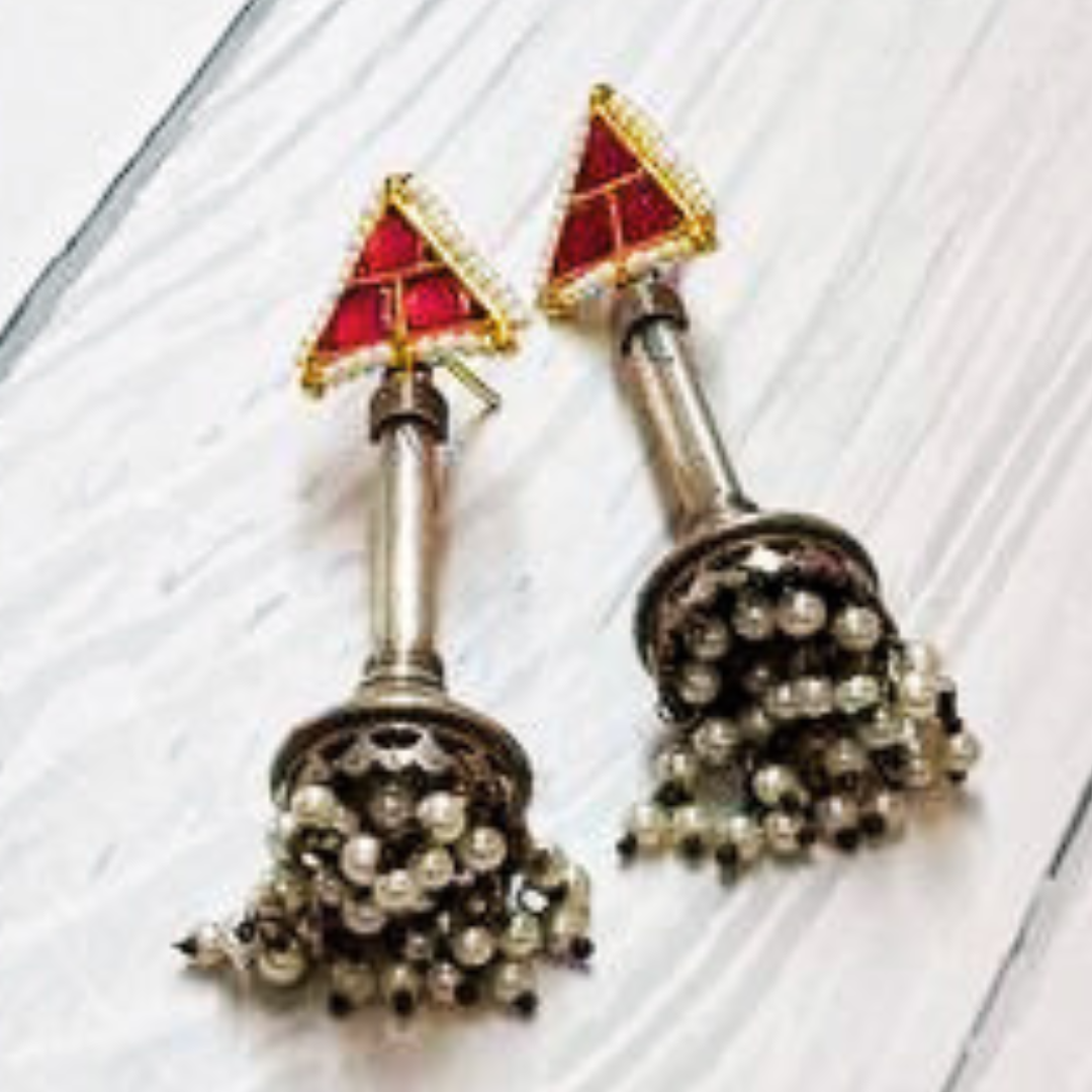 TEEN-BATTI RED EARRING