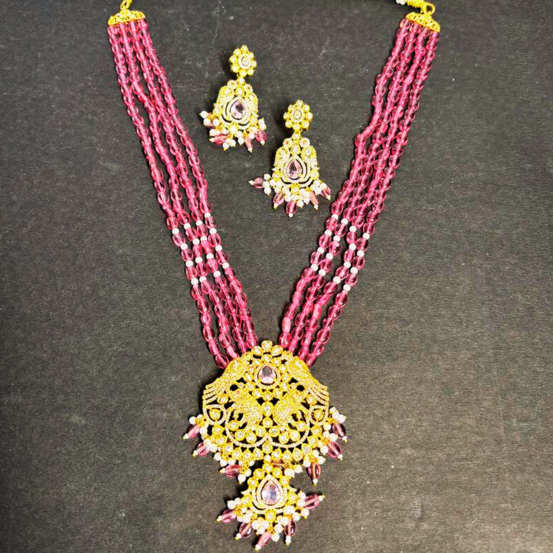URAVASHI WINE NECKLACE