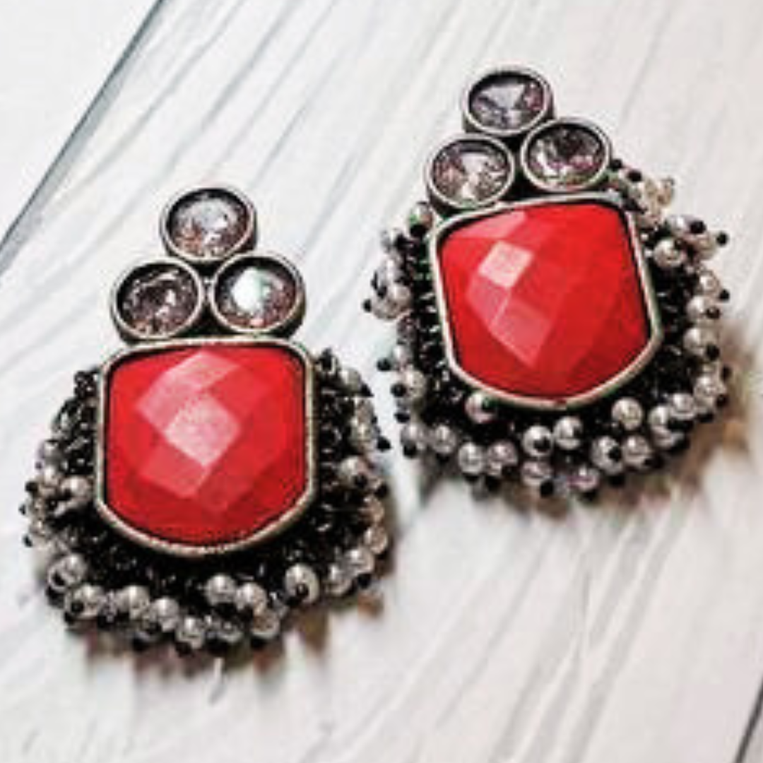 NOSHI RED EARRING