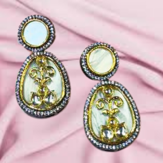 WHITE URVASHI EARRINGS