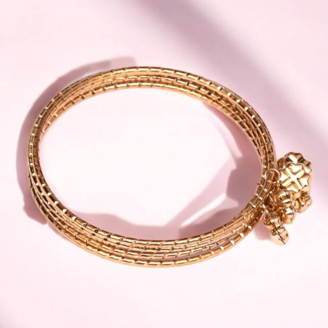 Plus solid  antitarnish bangles