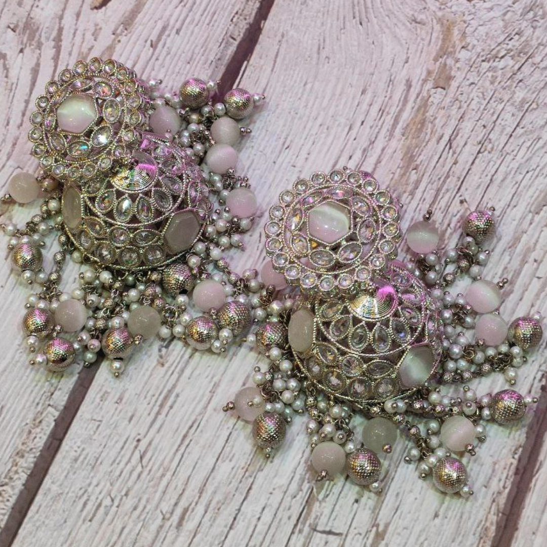 TAJ  WHITE MUMTAJ JHUMKA