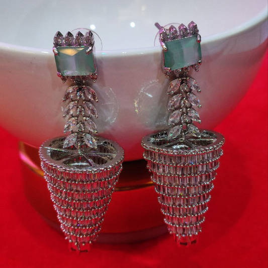 VICTORIA MINT GREEN EARRINGS