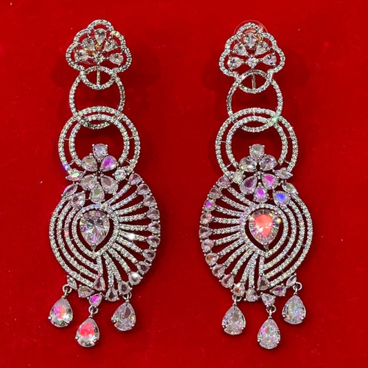 CELOPATRA WHITE (R) EARRINGS