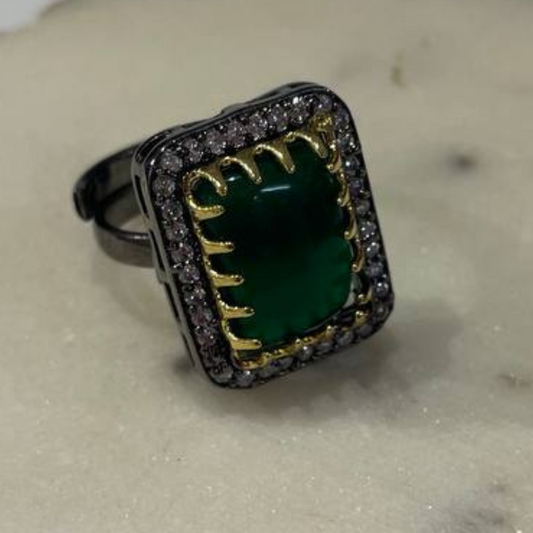 SANYOGITA EMERALD RING