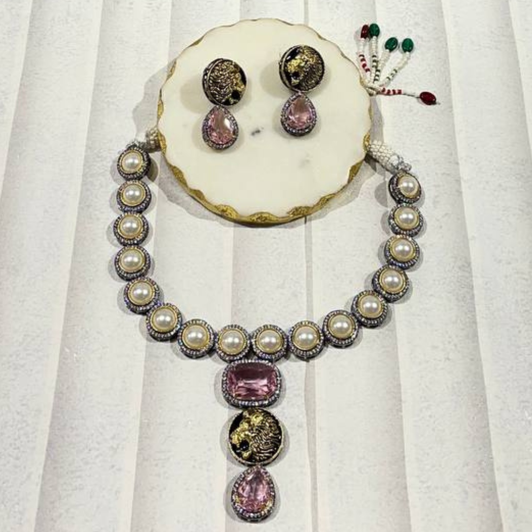 MOTI PINK NECKLACE