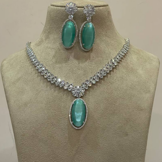 SHASHA TURQUOISE NECKLACE