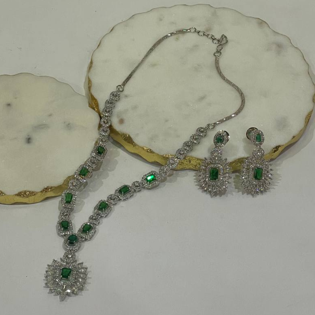 HARITAASH EMERALD NECKLACE