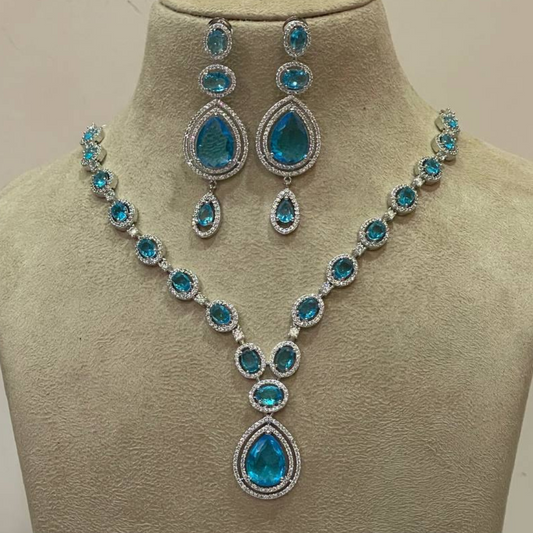 TESSA AQUA NECKLACE