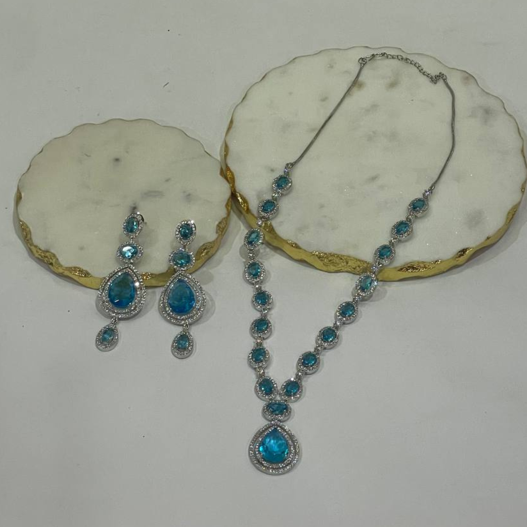 TESSA AQUA NECKLACE