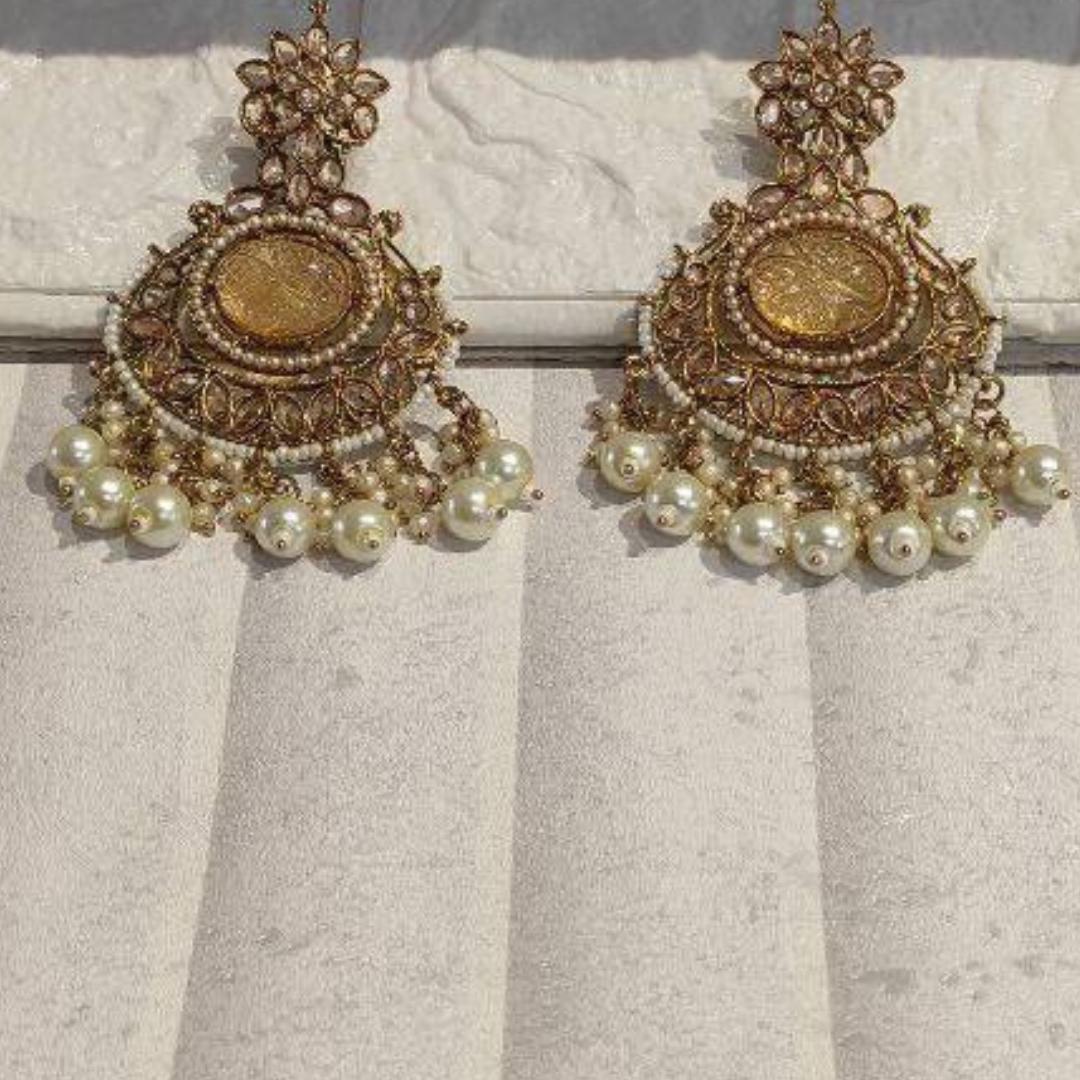 MANDAKINI PEACH EARRINGS