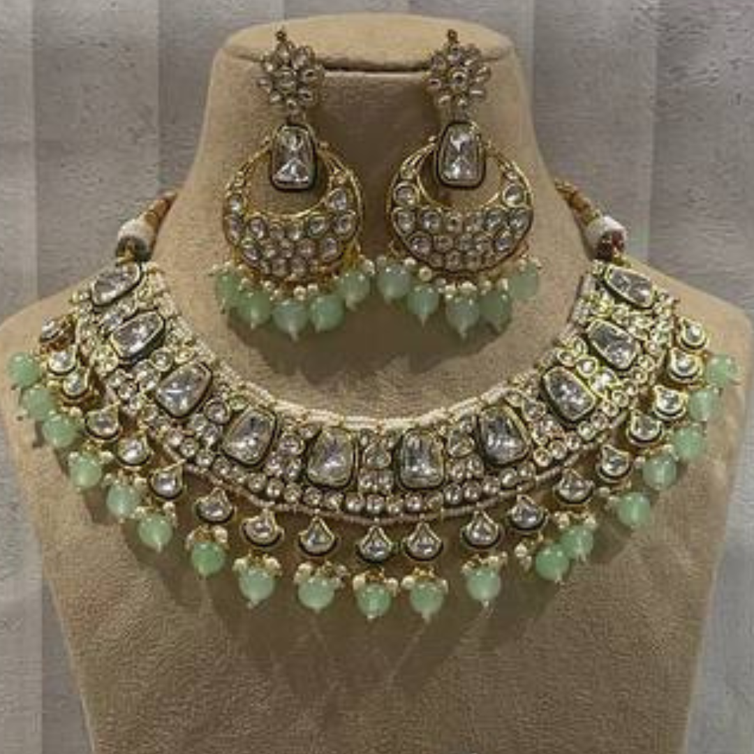 KUSHALA MINT-GREEN NECKLACE