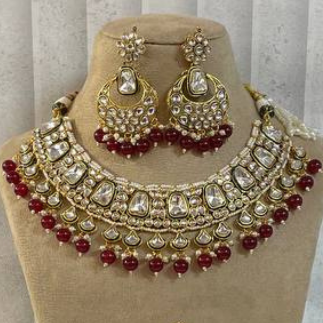 KUSHALA RED NECKLACE