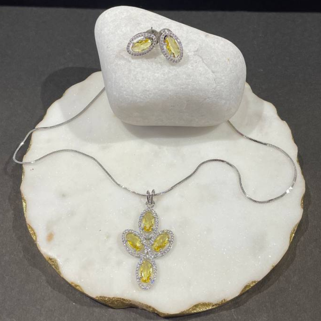 NAZAKAT YELLOW NECKLACE