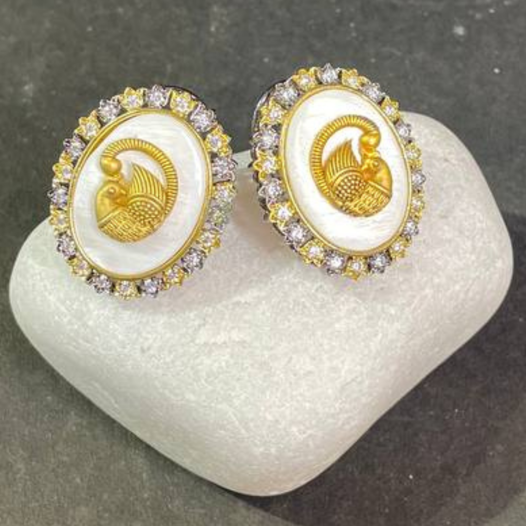 PAAKIJA MAYUR STUD EARRINGS