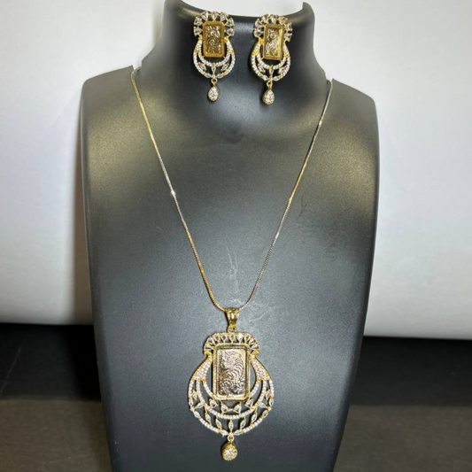 GOLDEN ANGEL NECKLACE SET