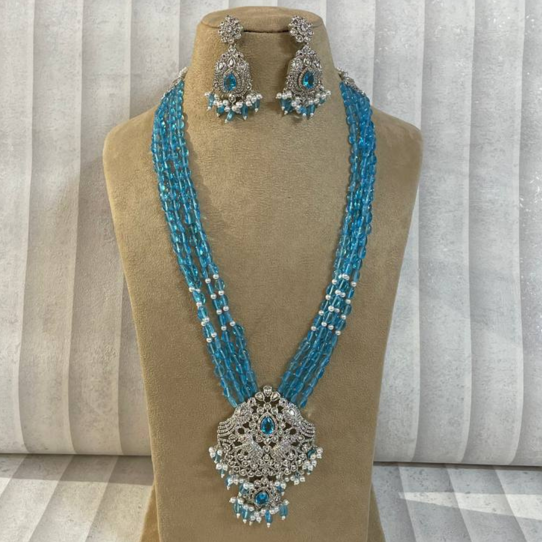 URAVASHI AQUA(R) NECKLACE