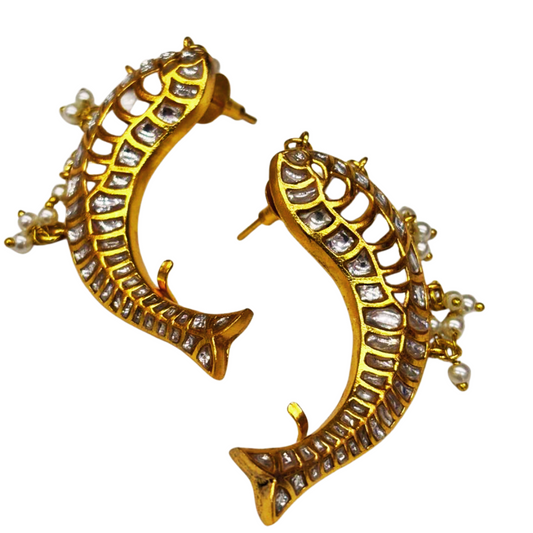 White machali jadau stud earrings
