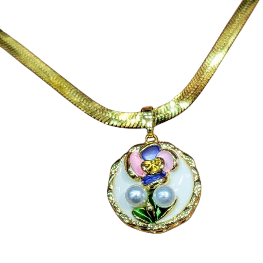 Flora pearl chain necklace