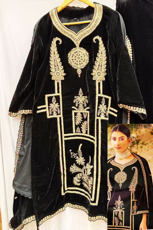 Black Sana-Noor suit